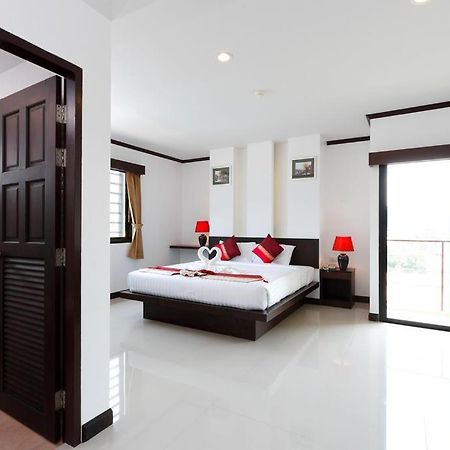 Sri Boutique Hotel Patong Exterior foto