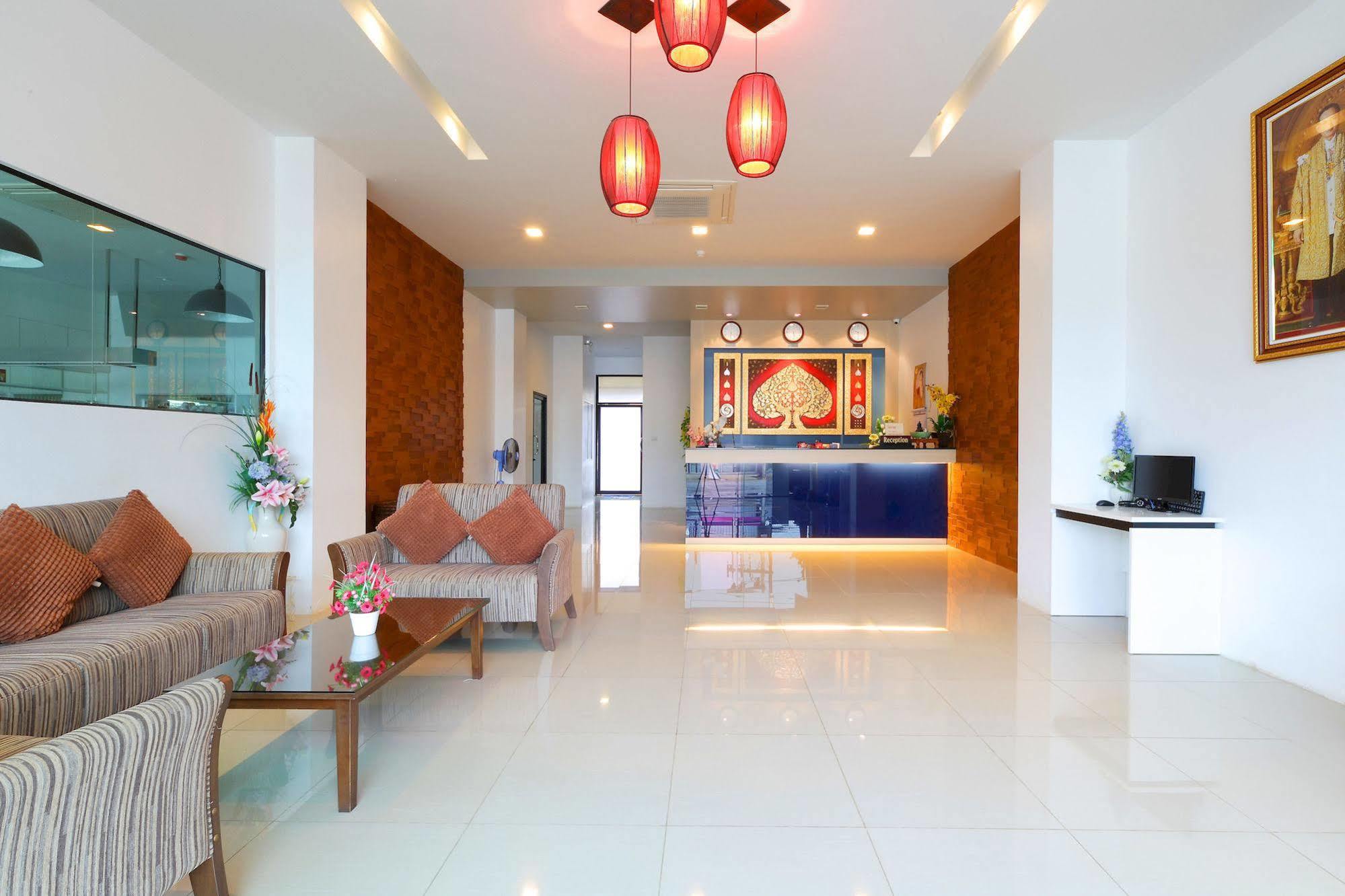 Sri Boutique Hotel Patong Exterior foto